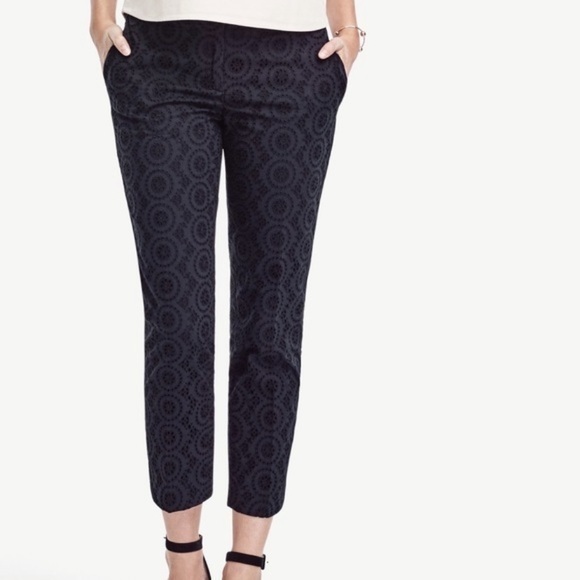 Ann Taylor NWT 4‎ Navy Blue Eyelet Devin Dress Pants Slim Straight Ankle - Picture 1 of 15